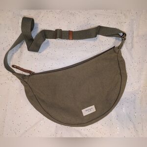 Margot New York Canvas Green Crescent Purse Shoulder Bag Safari India Boho